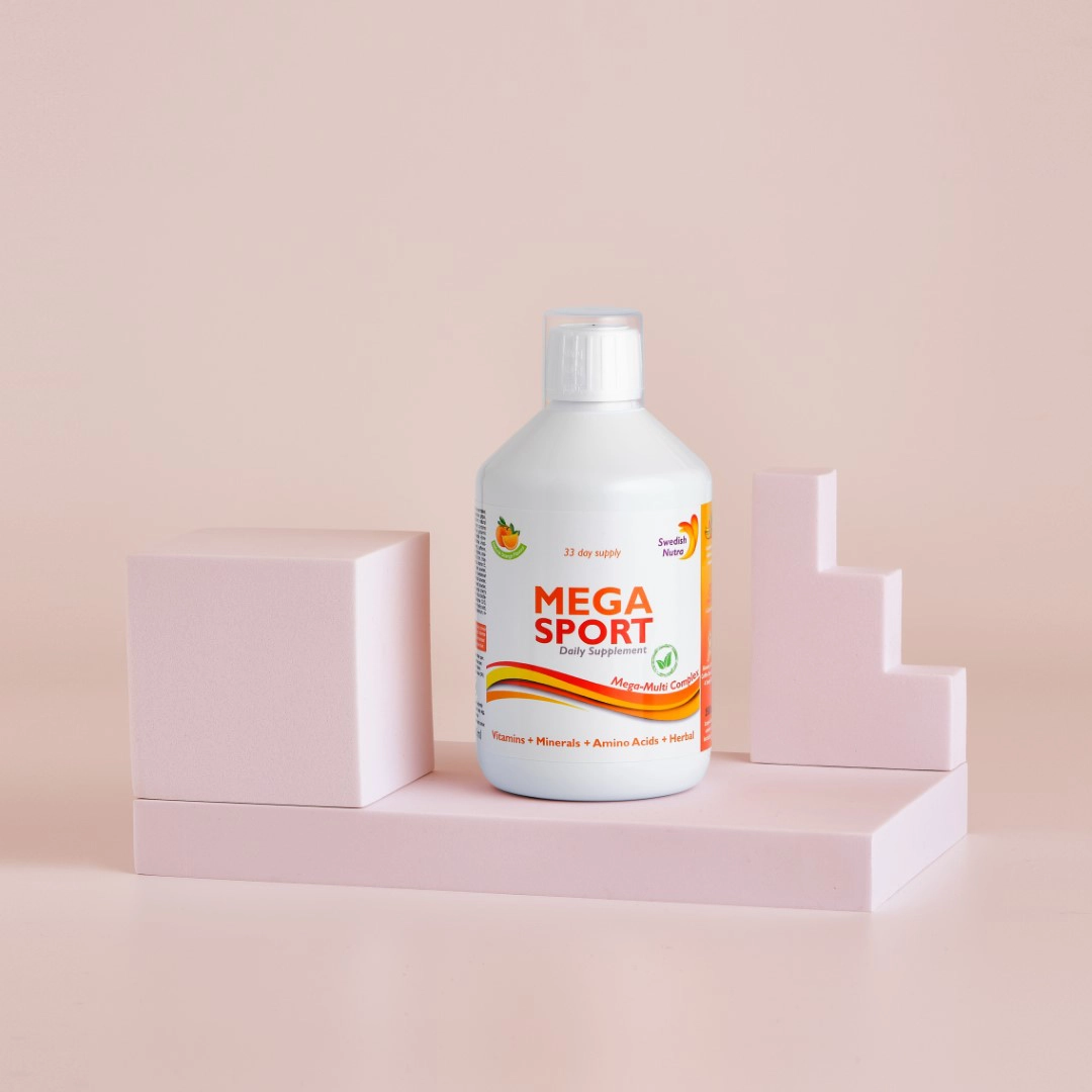 Complex-lichid-cu-aminoacizi-vitamine-verdeturi-si-minerale-pentru-sportivi-si-persoane-cu-un-stil-de-viata-activ Mega sport - complex lichid cu aminoacizi 1500mg + vitamine + minerale + verdeturi