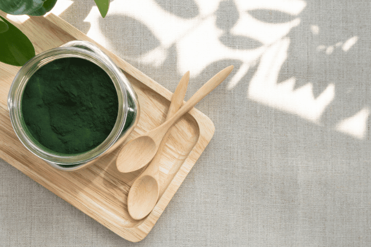 Spirulina beneficii pentru organism Supirulina pulbere un suplimente cu multiple beneficii pentru organism si pentru starea generala de bine