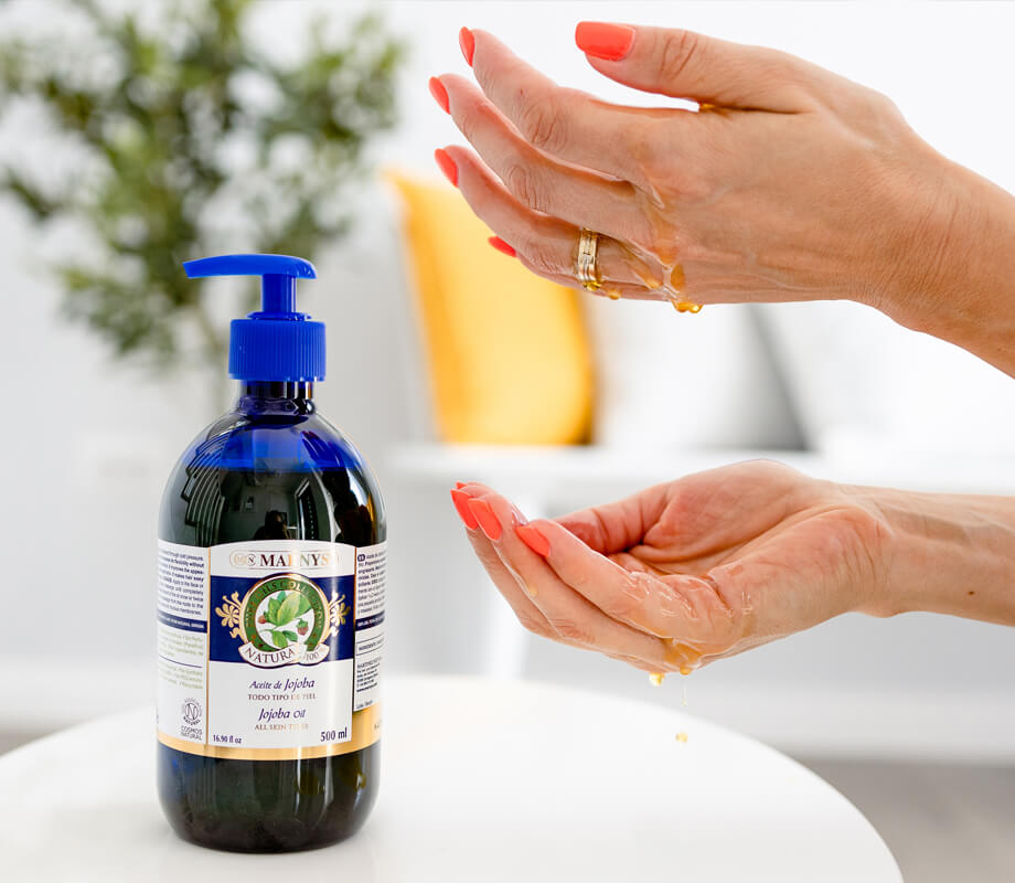 Ulei de jojoba 100% vegetal pentru toate tipurile de piele Ulei de jojoba 100% vegetal pentru toate tipurile de piele