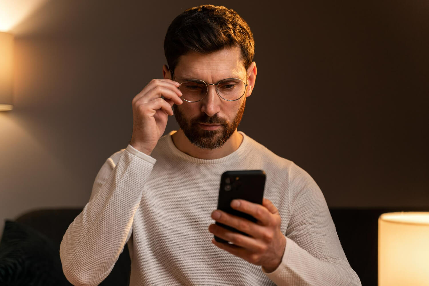 Probleme oculare de la smartphone Probleme oculare de la smartphone